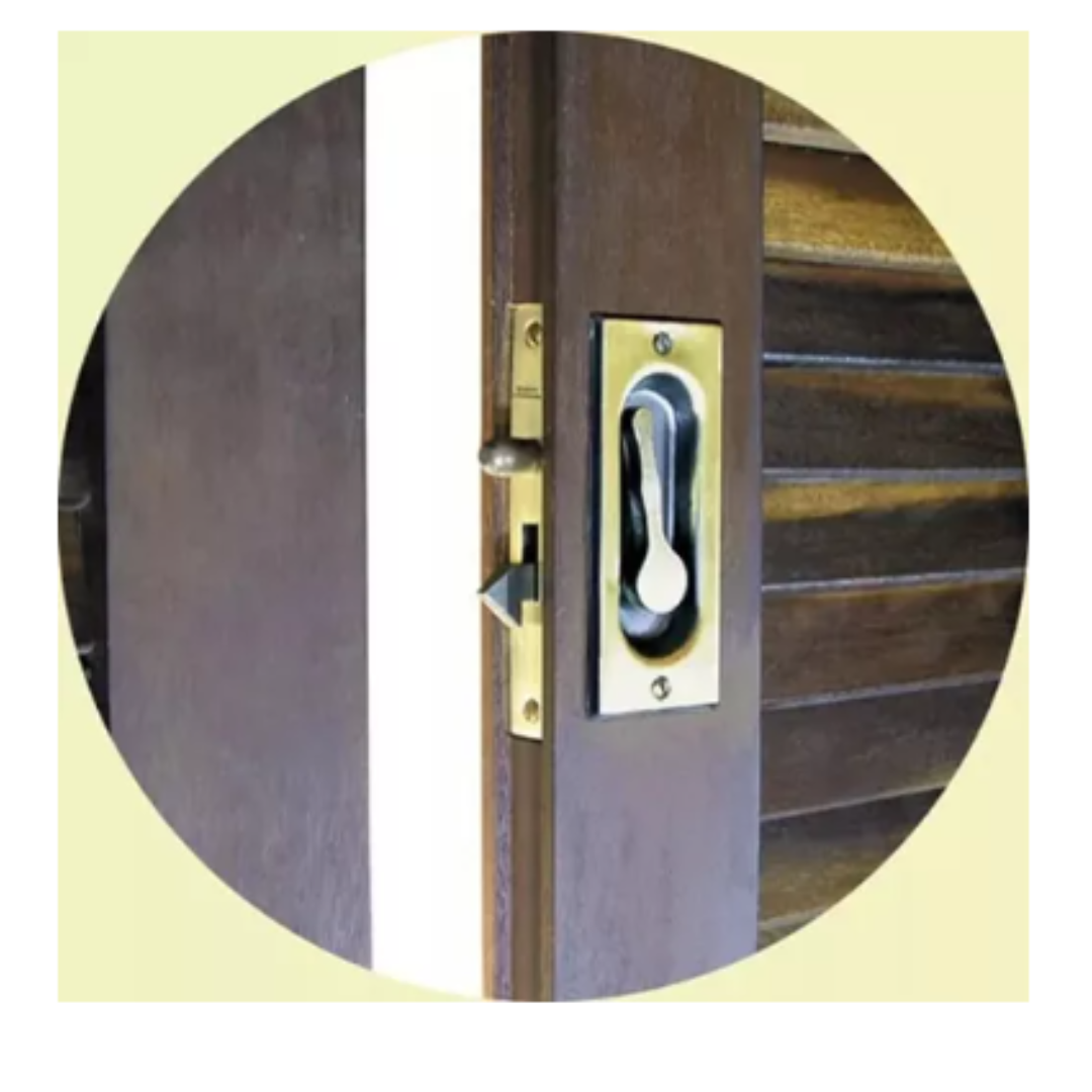 Puxador Tipo Fecho de Janela Correr Concha Tipo Embutir Latonado Oxidado União Mundial - Imagem 2